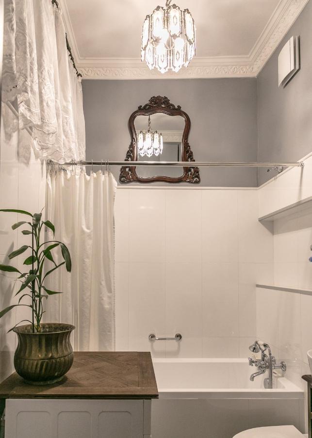 Apartment Gloria III Old Town วอร์ซอ ภายนอก รูปภาพ